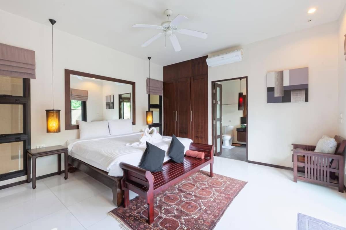 Rent villa Queen and Cocktail Palm, Thailand, Phuket, Nai Harn | Villacarte