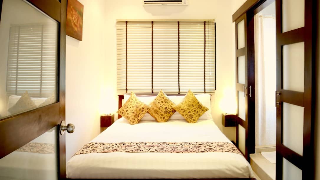 Rent villa Sunstone, Thailand, Phuket, Nai Harn | Villacarte