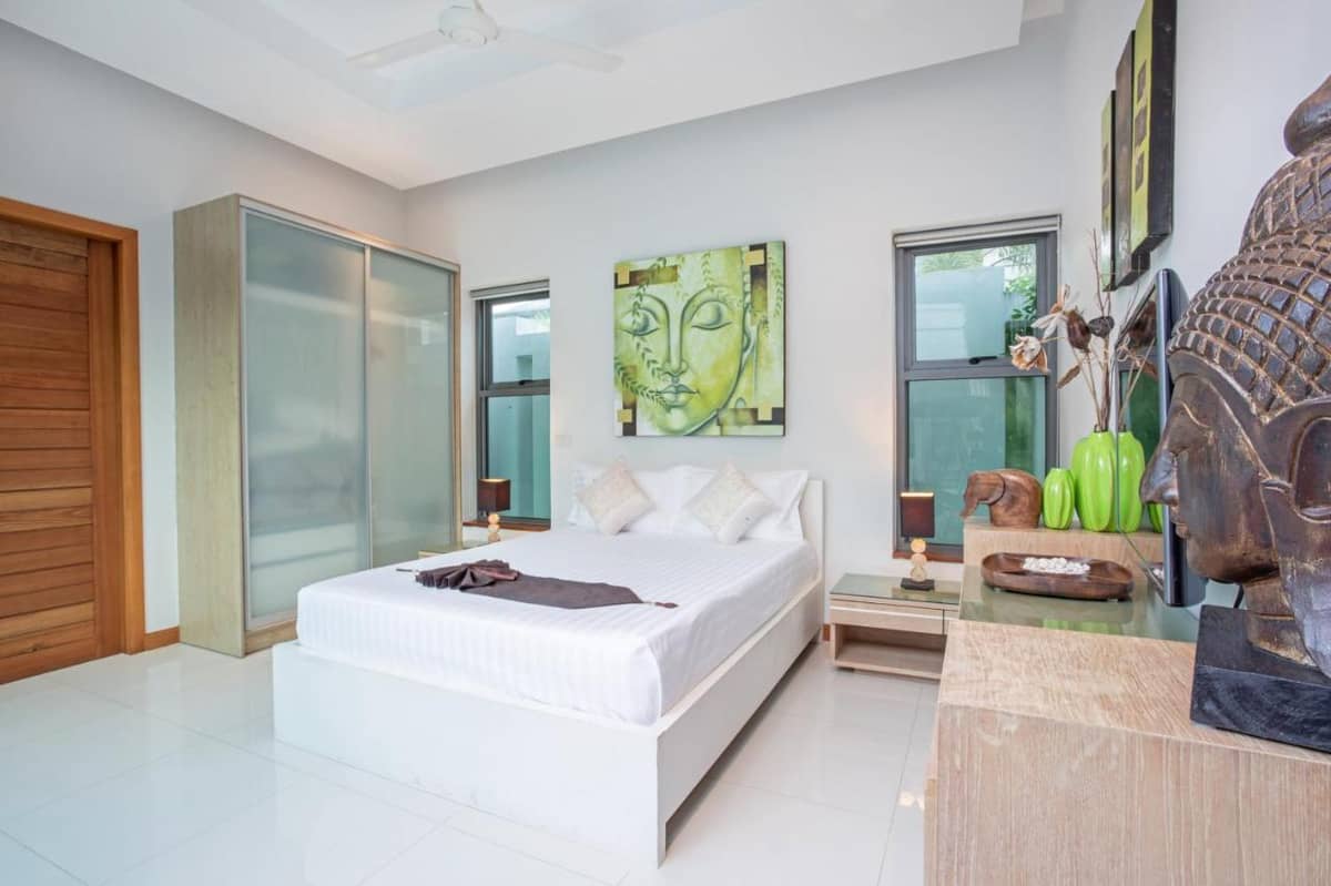 Rent villa Baannaraya Villa Talosy, Thailand, Phuket, Nai Harn | Villacarte