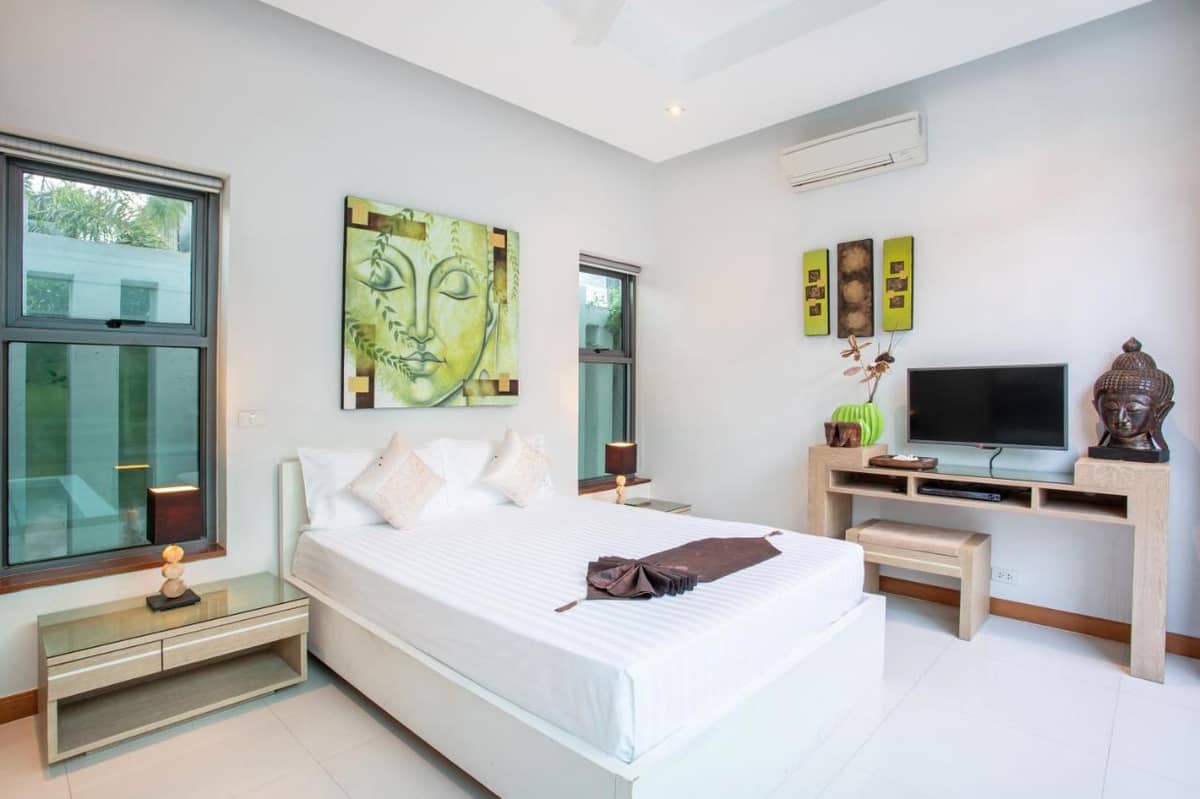 Rent villa Baannaraya Villa Talosy, Thailand, Phuket, Nai Harn | Villacarte