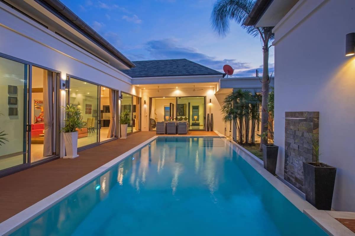 Rent villa Baannaraya Villa Talosy, Thailand, Phuket, Nai Harn | Villacarte