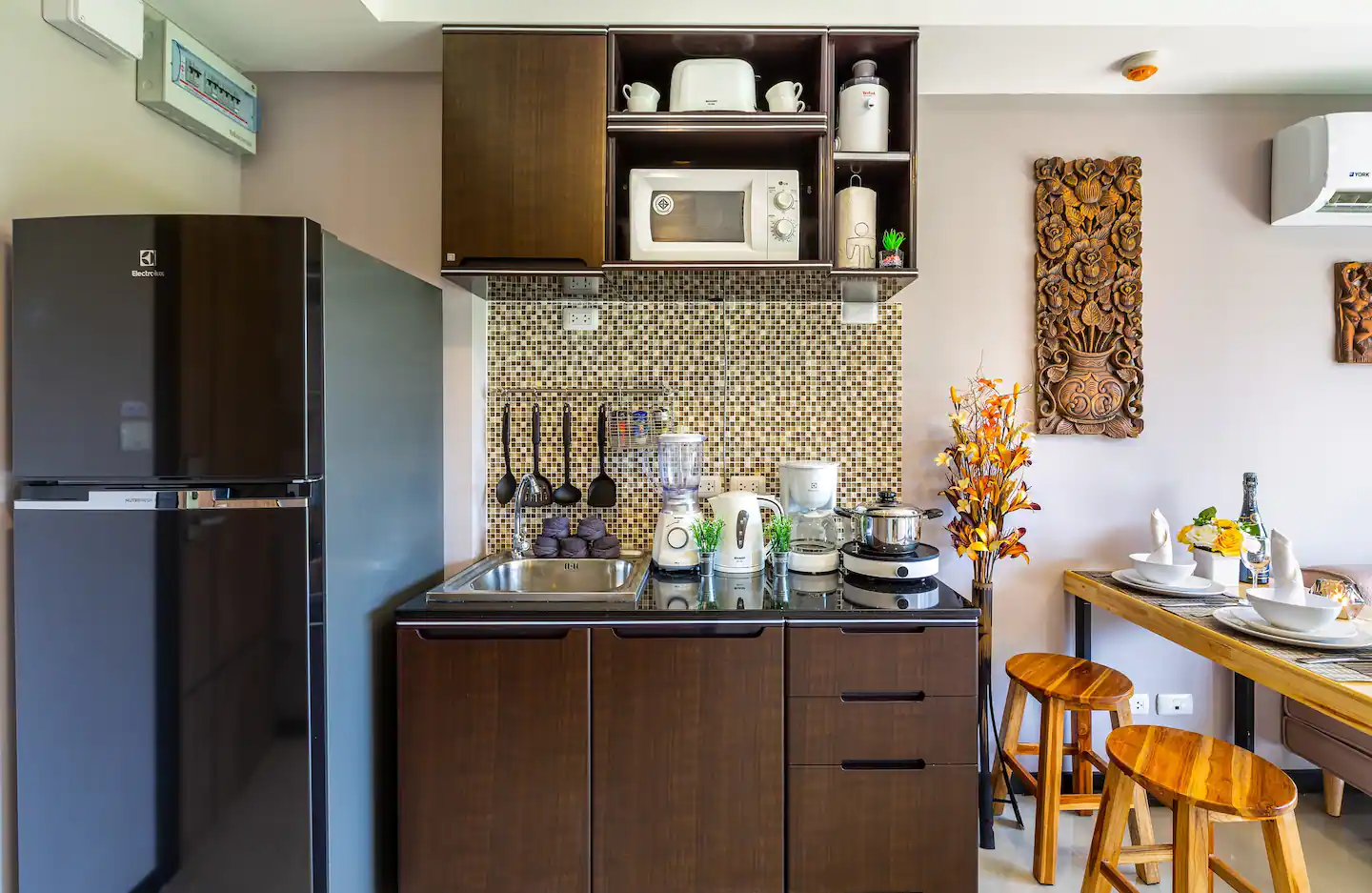 Property for Sale Pearl Condominium, Thailand, Phuket, Nai Harn | Villacarte