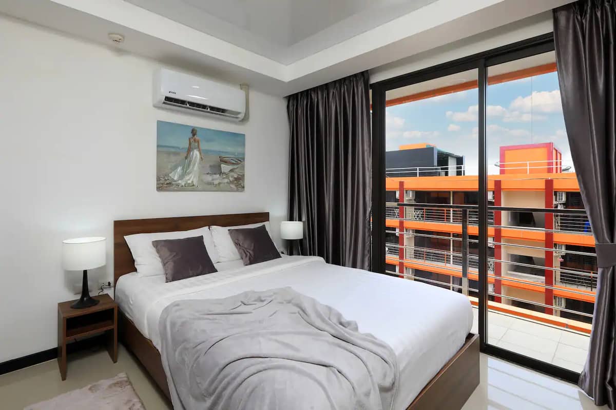 Rent apartments sandra, Thailand, Phuket, Nai Harn | Villacarte