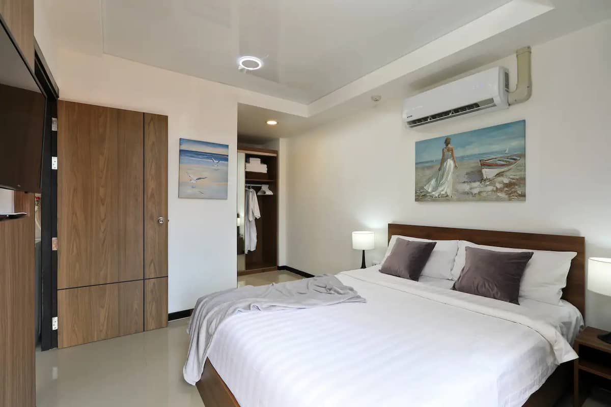 Rent apartments sandra, Thailand, Phuket, Nai Harn | Villacarte