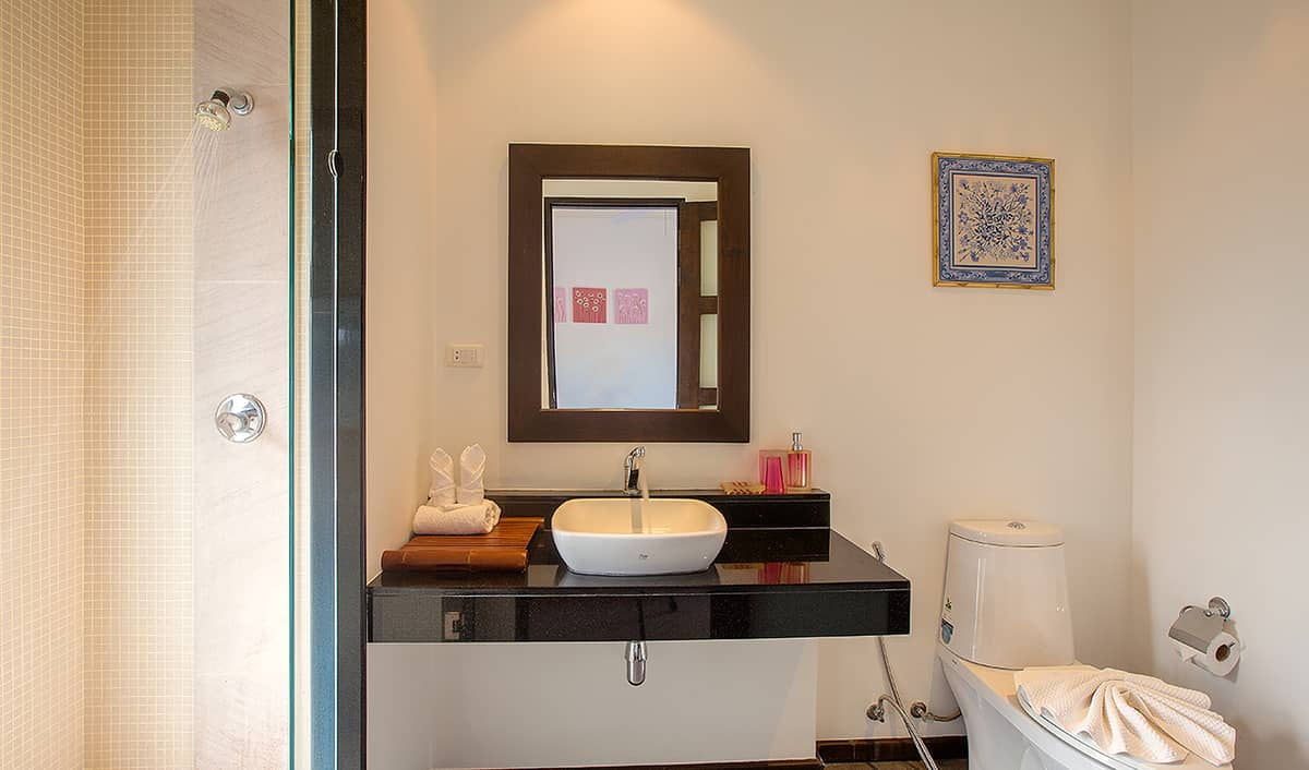 Продажа недвижимости Two Villas Naya Phase 2, Таиланд, Пхукет, Най Харн | Villacarte
