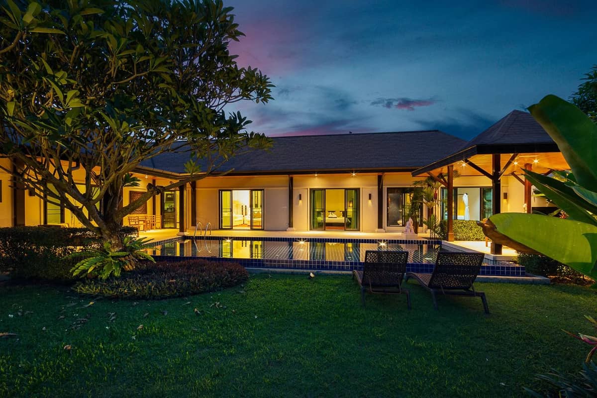 Rent villa Kokyang Haeata, Thailand, Phuket, Nai Harn | Villacarte