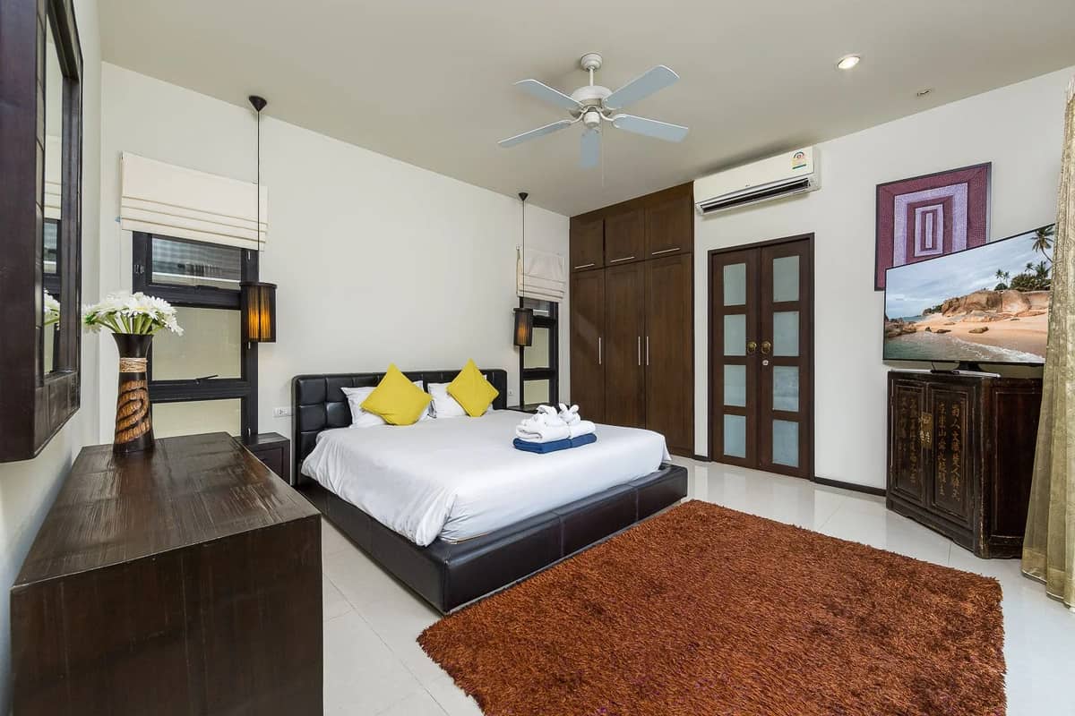 Rent villa Kokyang Haeata, Thailand, Phuket, Nai Harn | Villacarte