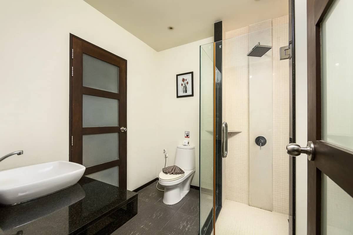 Rent villa Kokyang Haeata, Thailand, Phuket, Nai Harn | Villacarte