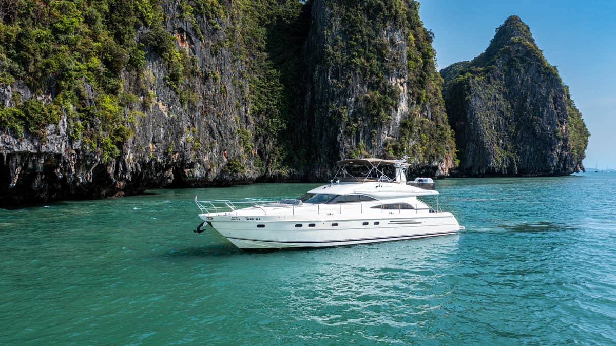 head.service.yacht.title