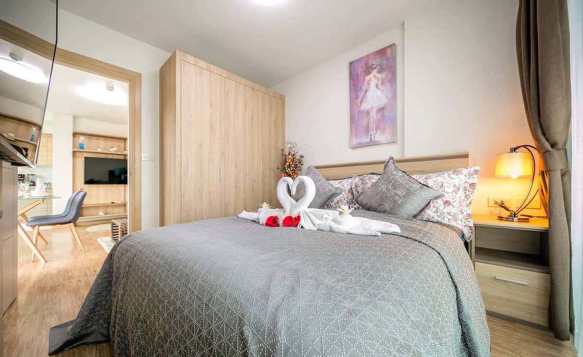 Rent apartments Calypso, Thailand, Phuket, Nai Harn | Villacarte