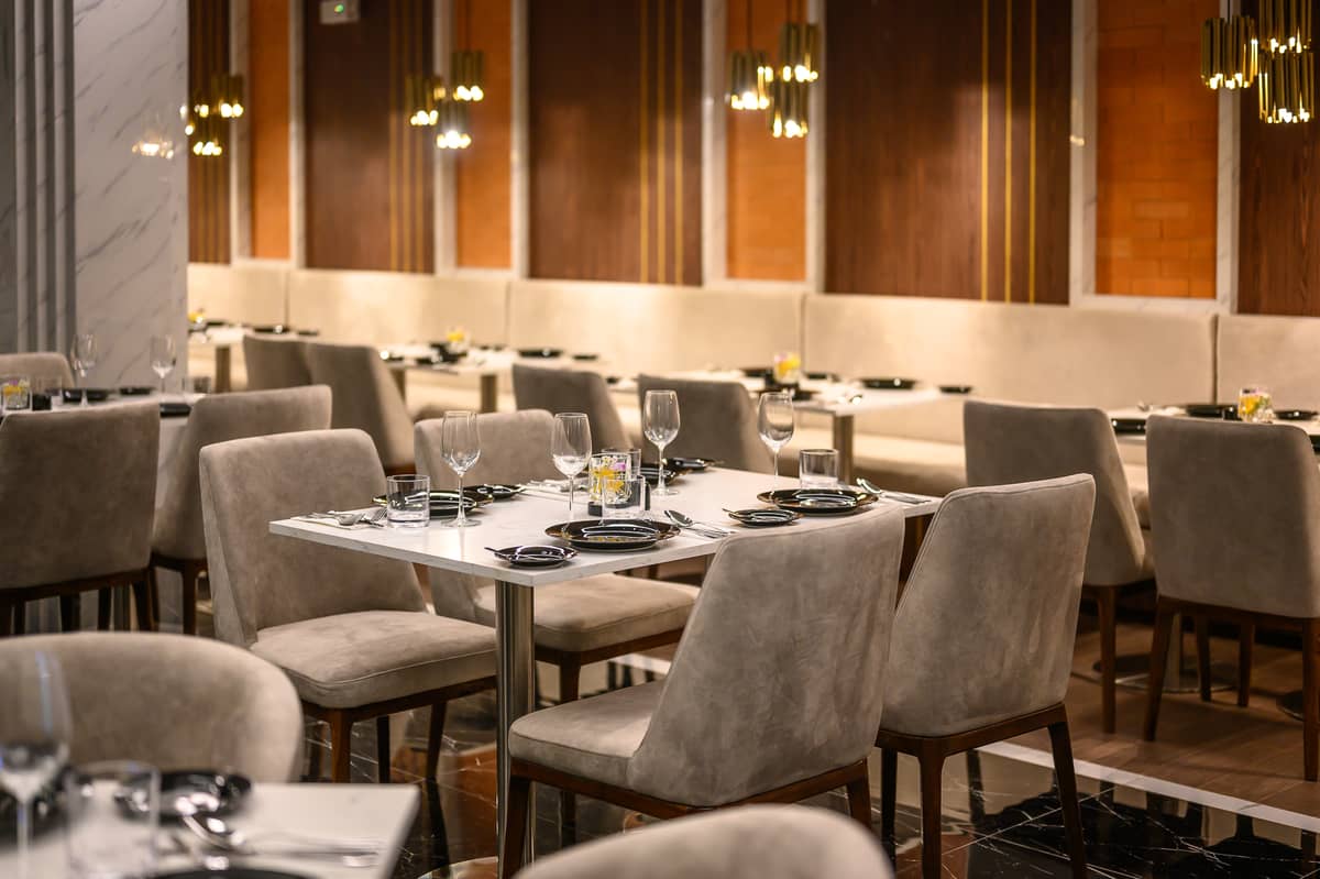 Продажа недвижимости Mida Grand Resort, Таиланд, Пхукет, Сурин | Villacarte