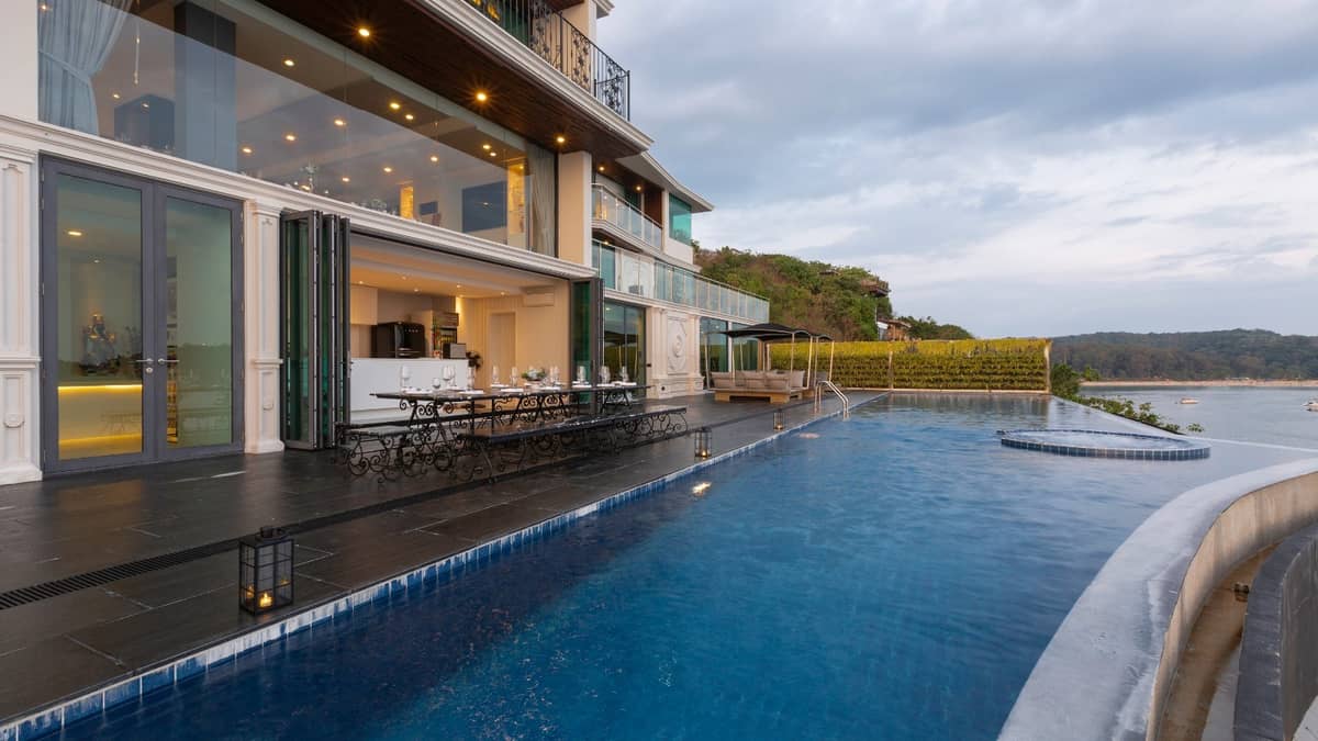 Rent villa Thousand Cliffs, Thailand, Phuket, Nai Harn | Villacarte