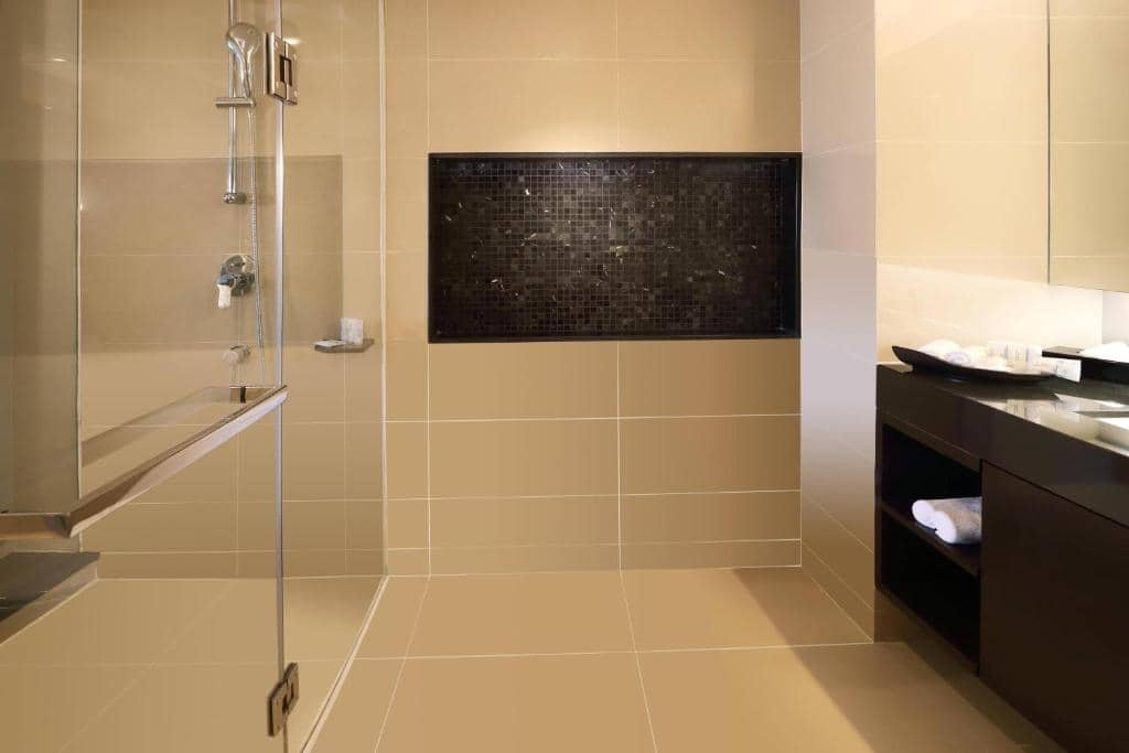 Rent apartments Oceanfront Delux Suite, Thailand, Phuket, Karon | Villacarte