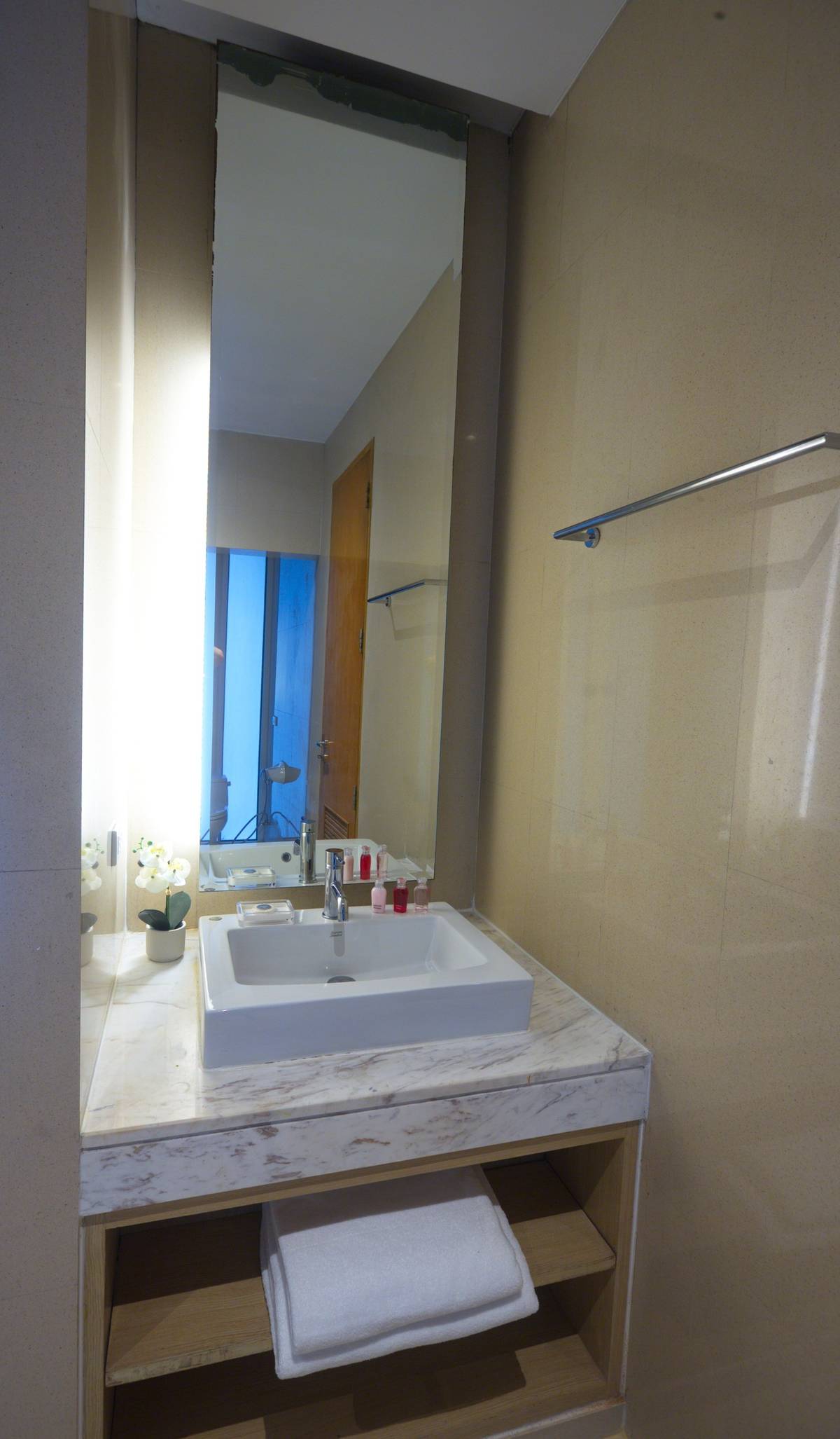 Property for Sale Splash Beach Resort, Thailand, Phuket, Mai Khao | Villacarte