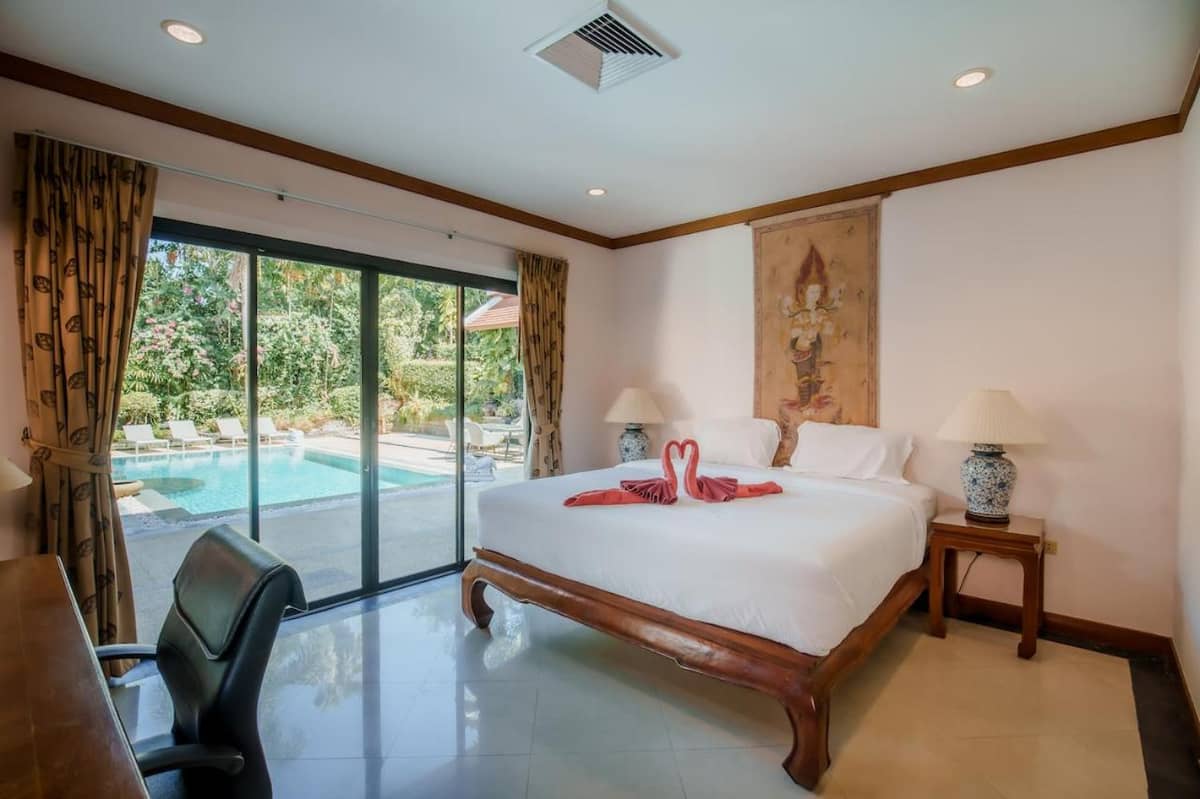 Property for Sale Baan - Bua Phase I, Thailand, Phuket, Nai Harn | Villacarte