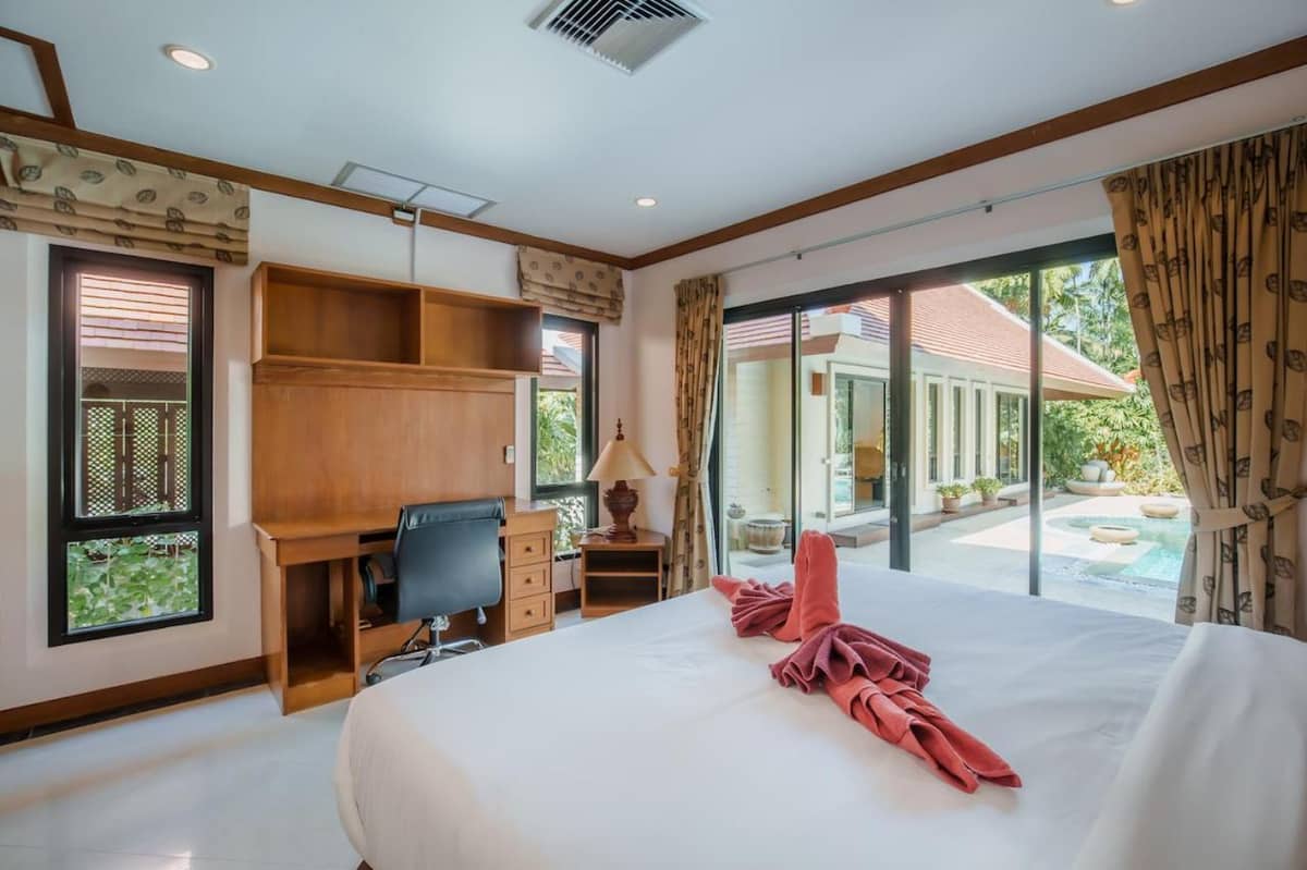 Property for Sale Baan - Bua Phase I, Thailand, Phuket, Nai Harn | Villacarte