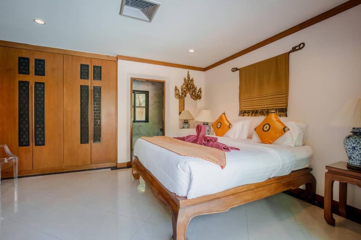 Property for Sale Baan - Bua Phase I, Thailand, Phuket, Nai Harn | Villacarte