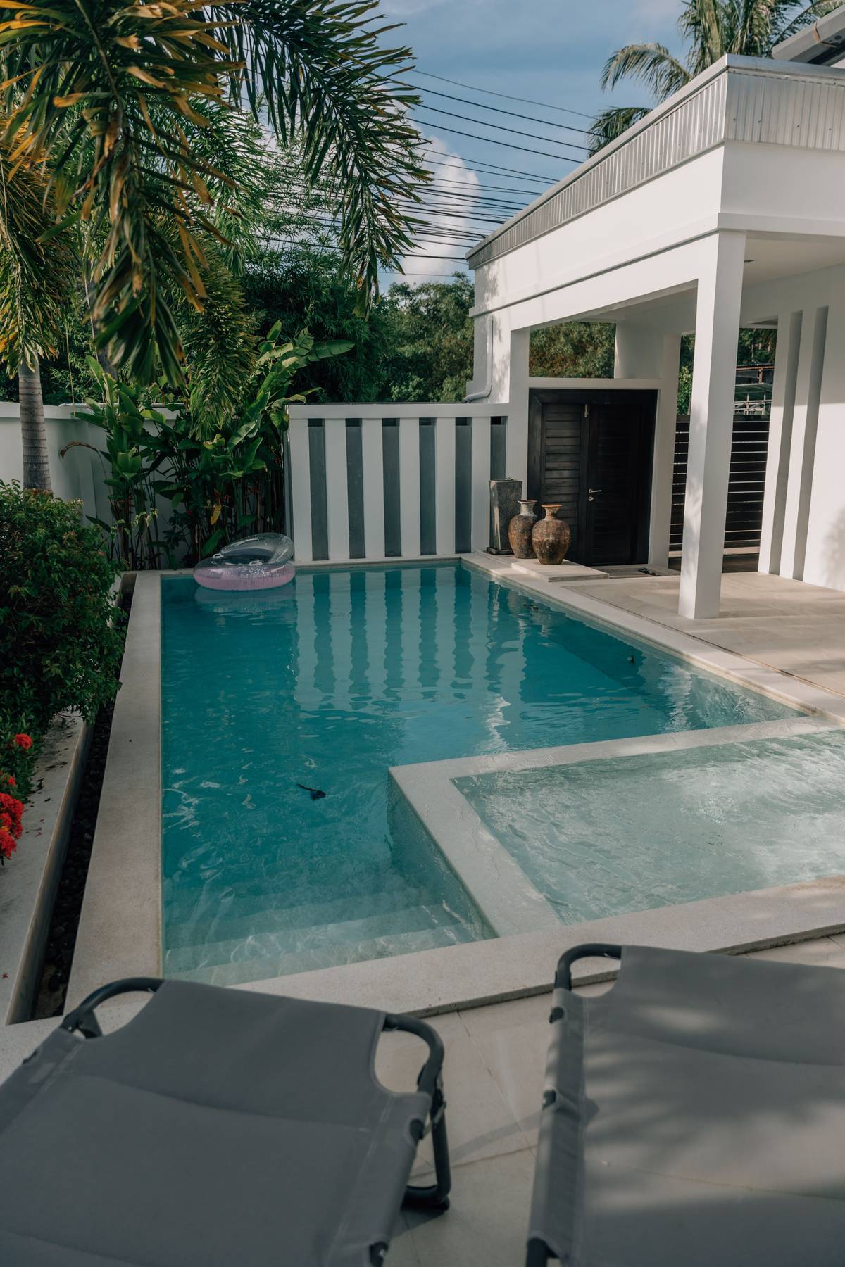 Rent villa Baannaraya 65/30, Thailand, Phuket, Nai Harn | Villacarte
