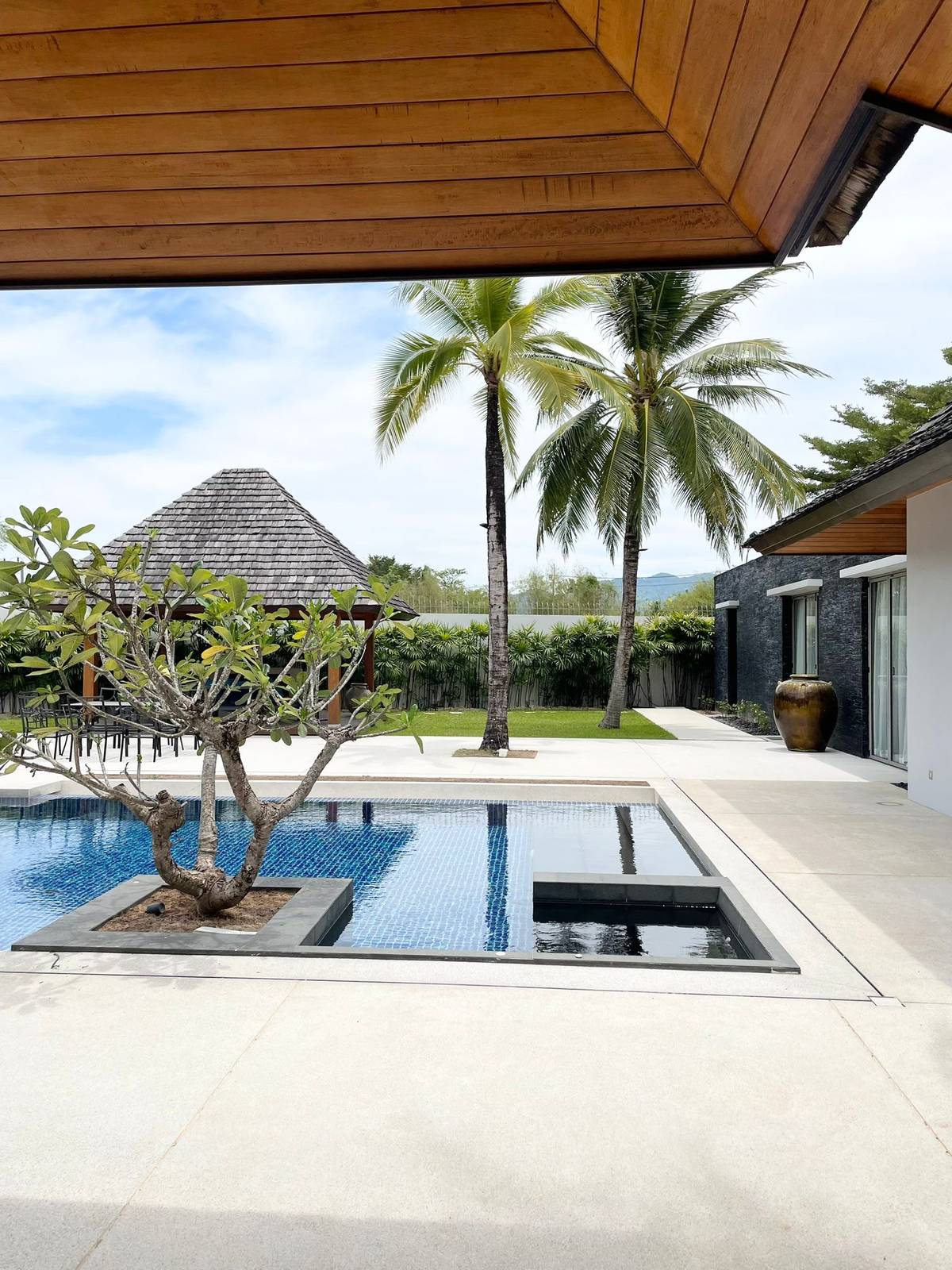 Rent villa Anchan Lagoon 236/4, Thailand, Phuket, Bang Tao | Villacarte
