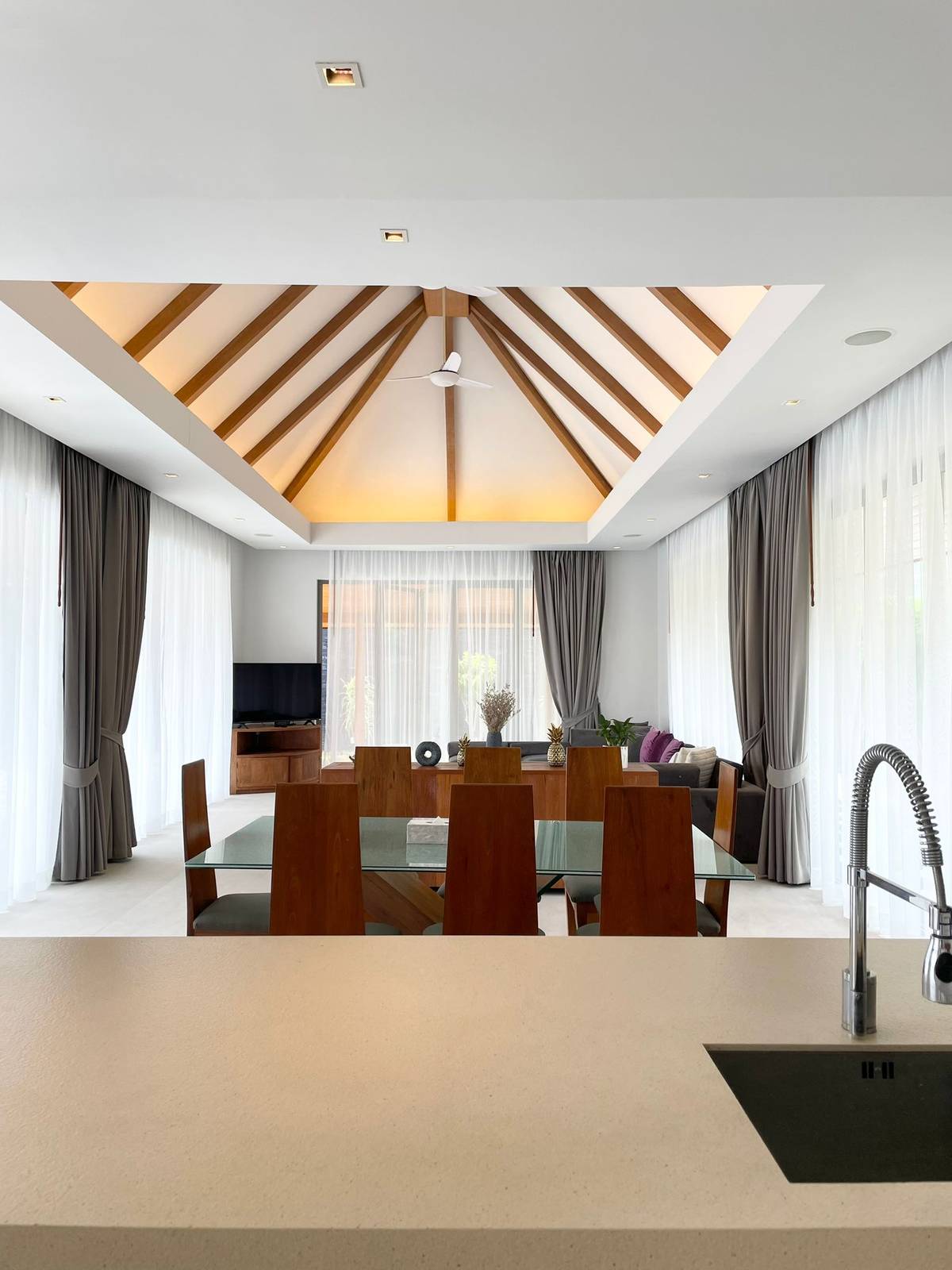 Rent villa Anchan Lagoon 236/4, Thailand, Phuket, Bang Tao | Villacarte