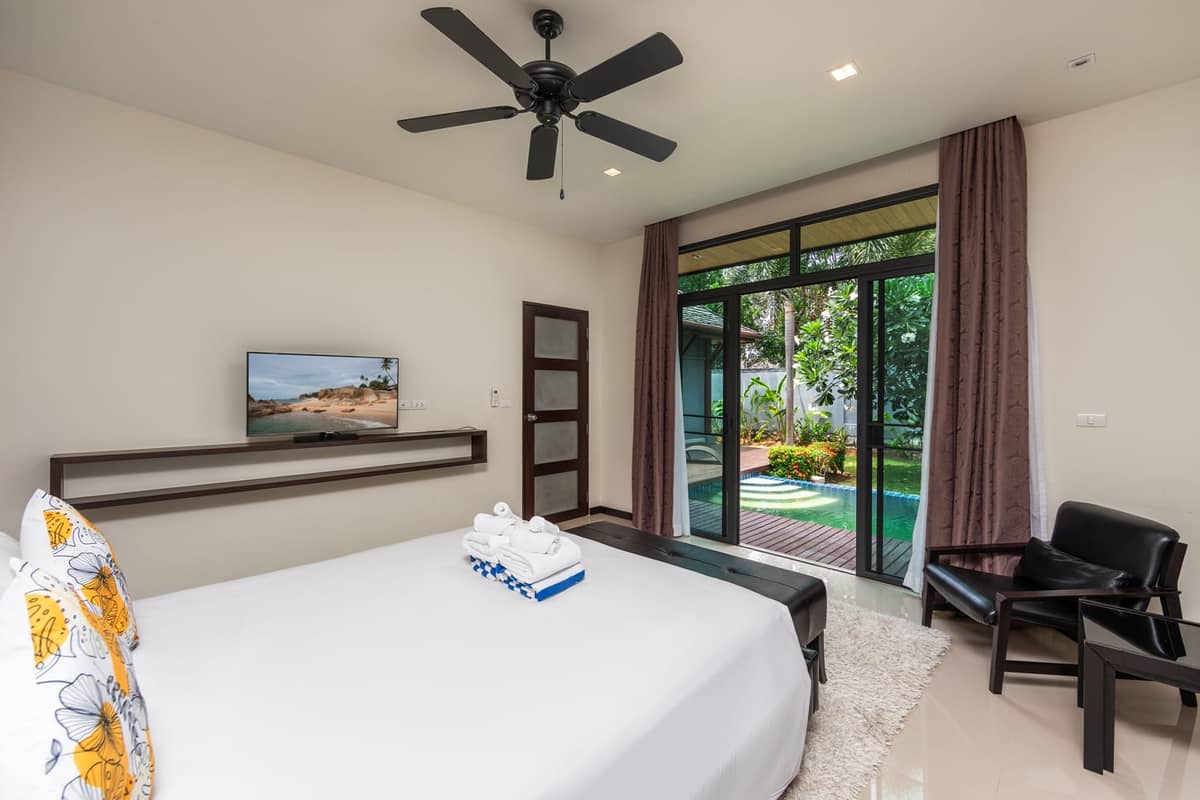Rent villa Saiyuan Estate Bulan, Thailand, Phuket, Nai Harn | Villacarte