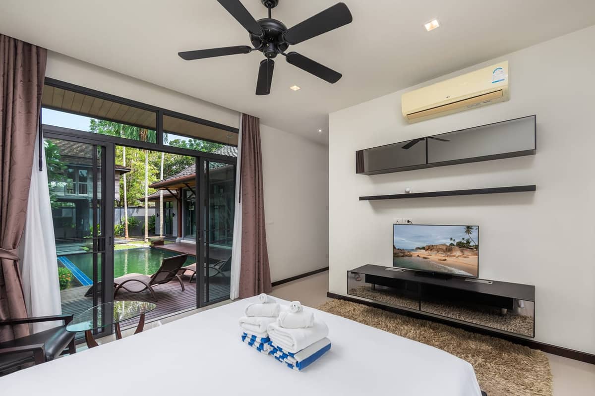 Rent villa Saiyuan Estate Bulan, Thailand, Phuket, Nai Harn | Villacarte