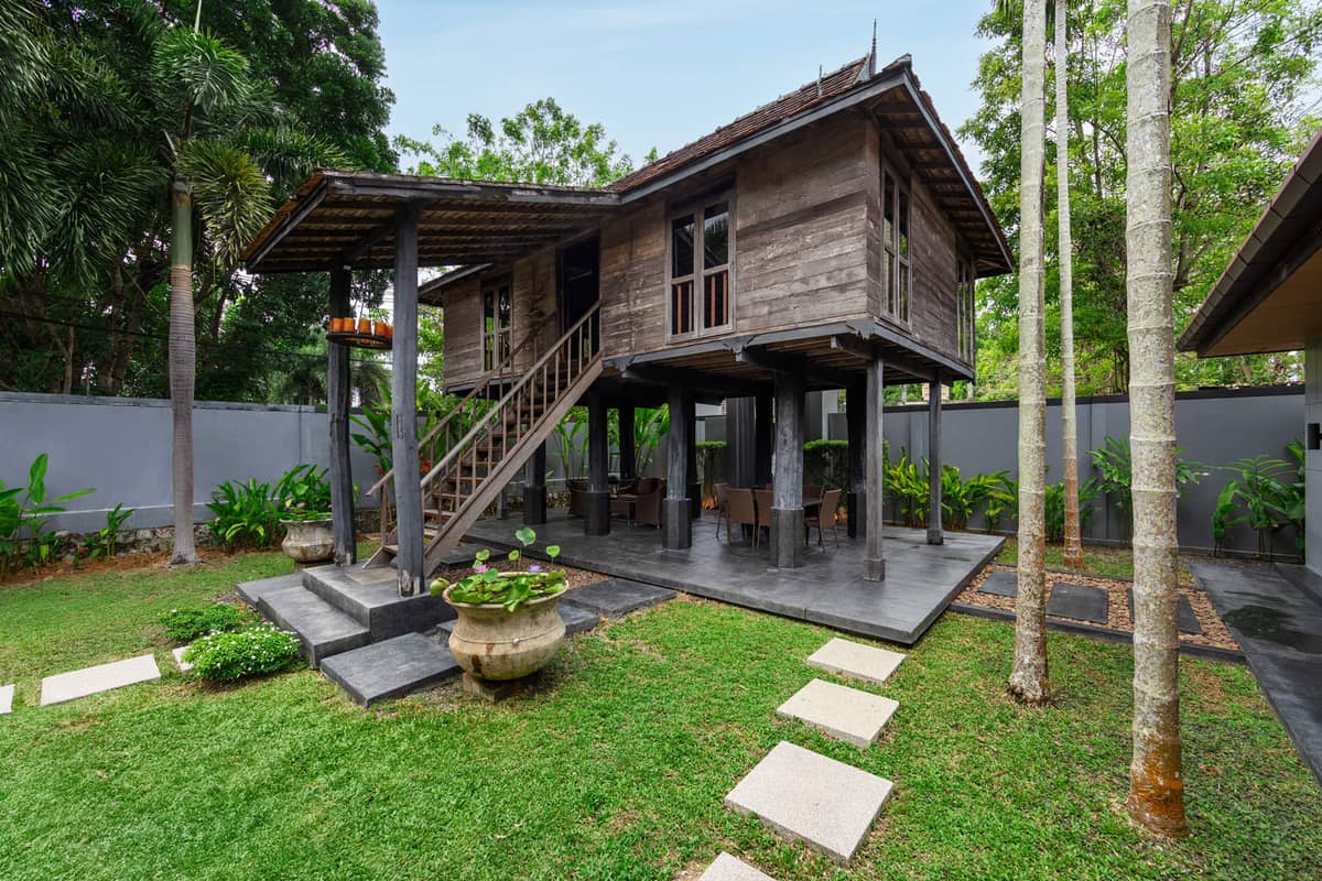 Rent villa Saiyuan Estate Bulan, Thailand, Phuket, Nai Harn | Villacarte