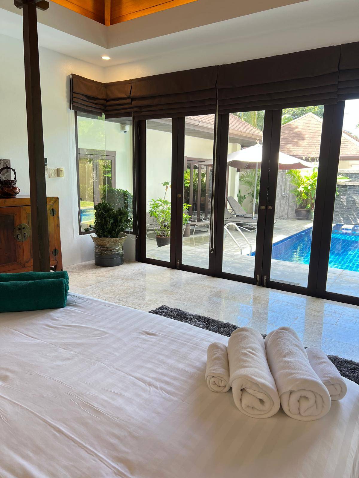 Rent villa Suksan 23/62, Thailand, Phuket, Nai Harn | Villacarte