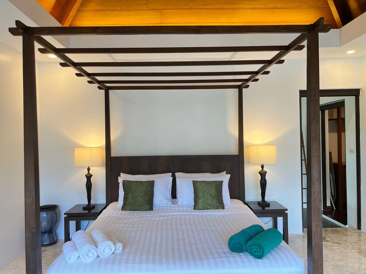 Rent villa Suksan 23/62, Thailand, Phuket, Nai Harn | Villacarte
