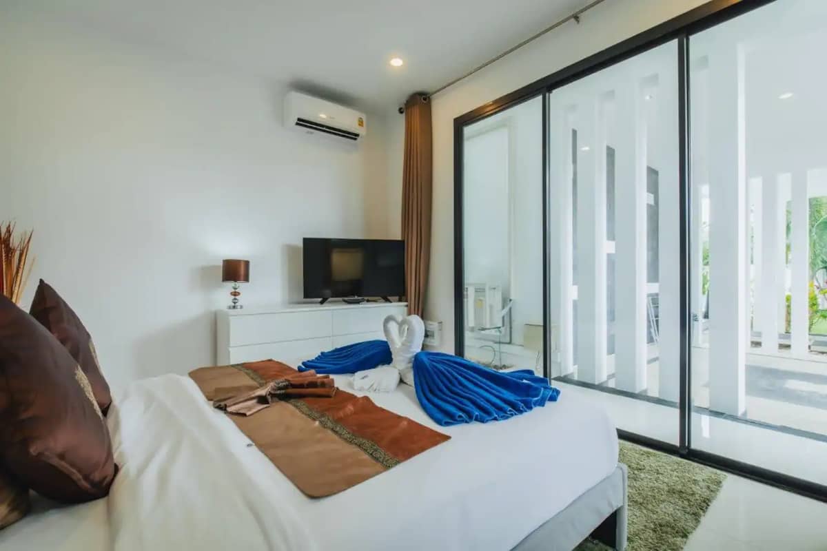 Property for Sale Baannaraya, Thailand, Phuket, Nai Harn | Villacarte