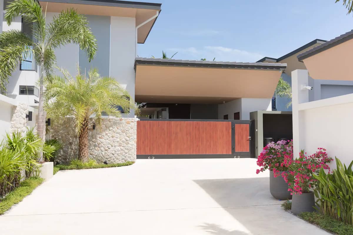 Rent villa 8 villas residence, Thailand, Phuket, Rawai | Villacarte