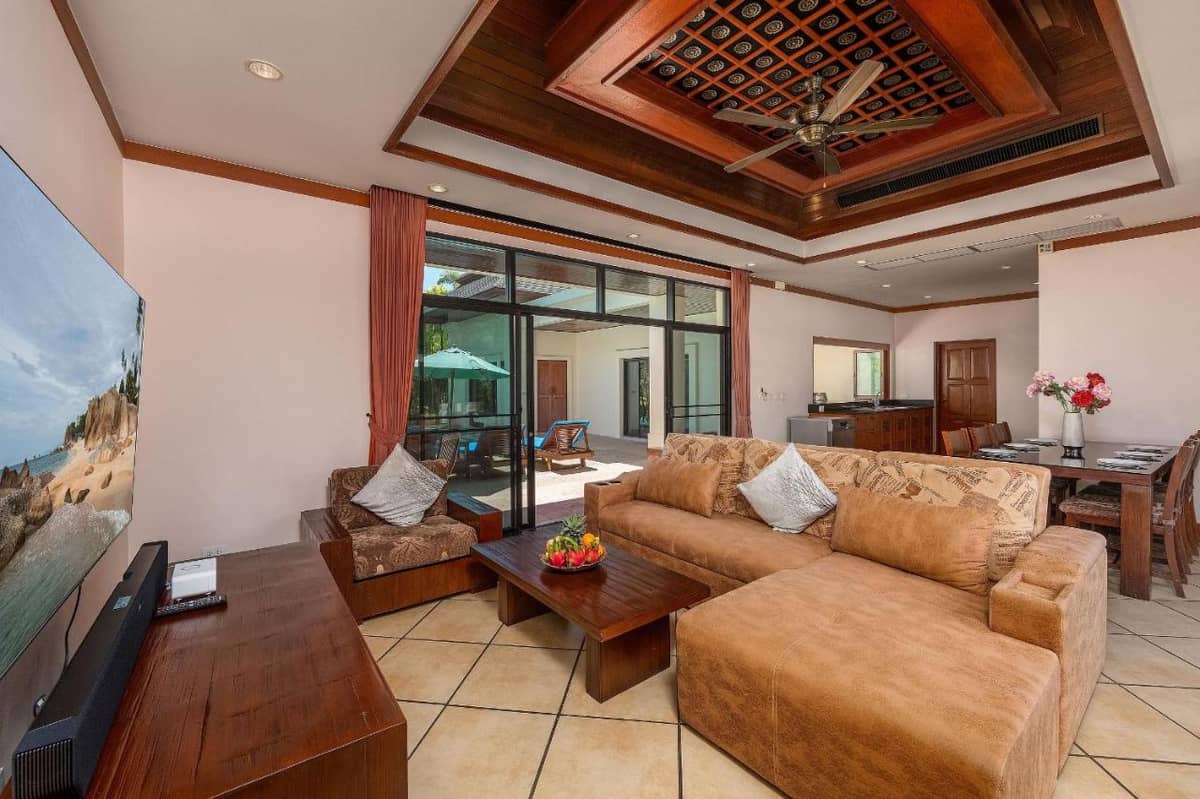 Rent villa Baan Bua Hoata, Thailand, Phuket, Nai Harn | Villacarte