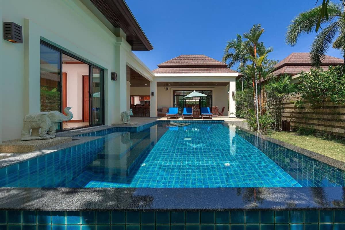 Rent villa Baan Bua Hoata, Thailand, Phuket, Nai Harn | Villacarte