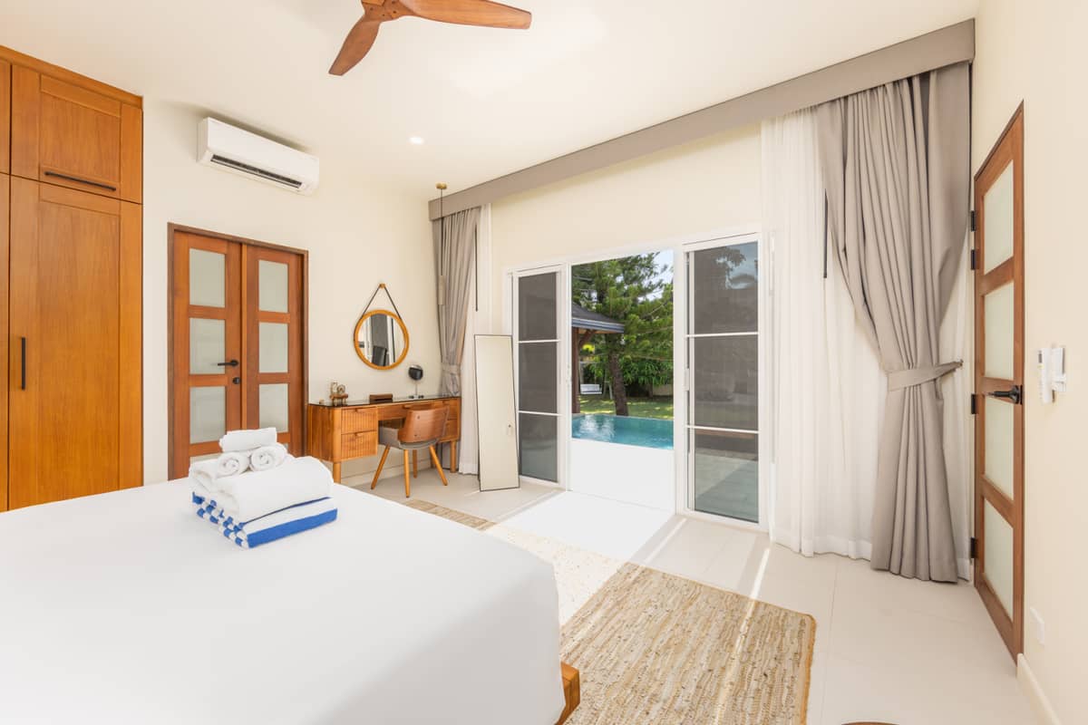 Аренда виллы Two Villas Kokyang 7, Таиланд, Пхукет, Най Харн | Villacarte