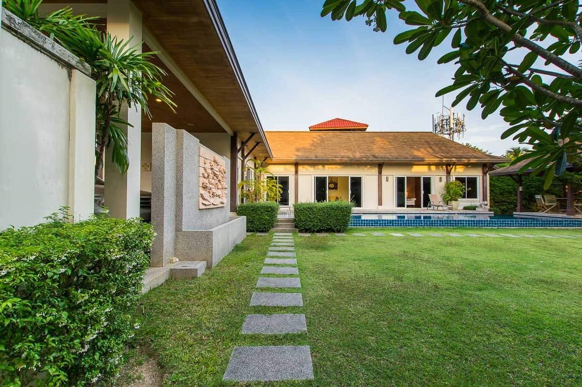 Rent villa Two Villas Kokyang 7, Thailand, Phuket, Nai Harn | Villacarte