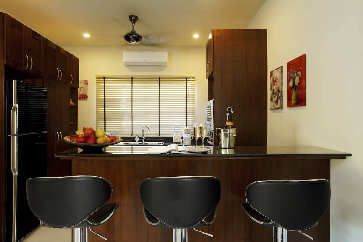 Rent villa Ruby, Thailand, Phuket, Nai Harn | Villacarte