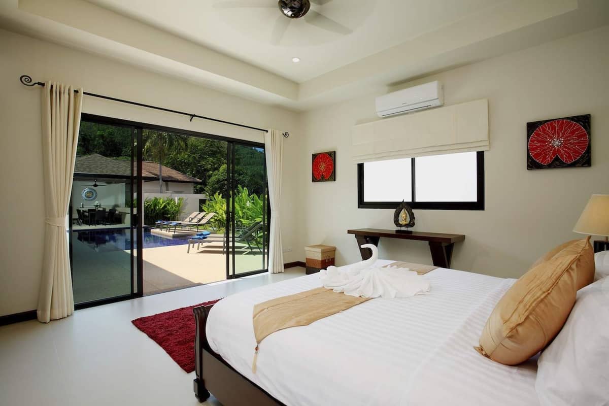 Rent villa Ruby, Thailand, Phuket, Nai Harn | Villacarte