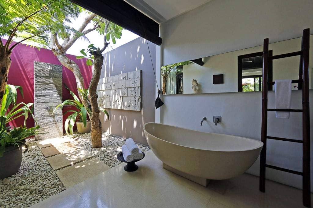 Rent villa Augustina, Indonesia, Bali, Seminjak | Villacarte