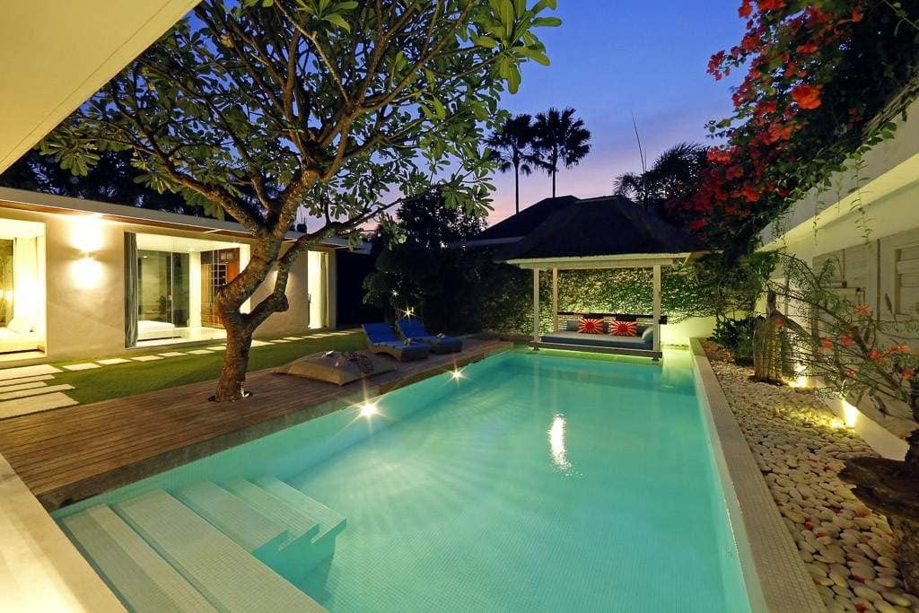 Продажа недвижимости Chandra Bali Villas, Индонезия, Бали, Семиньяк | Villacarte