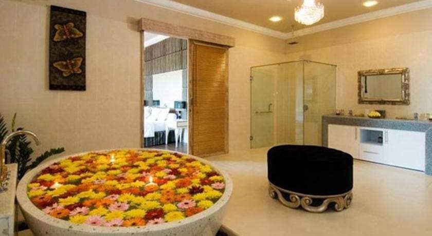 Rent villa Catherine, Indonesia, Bali, Nusa Dua | Villacarte