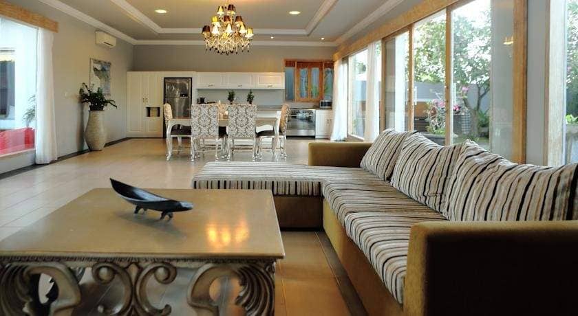 Rent villa Catherine, Indonesia, Bali, Nusa Dua | Villacarte