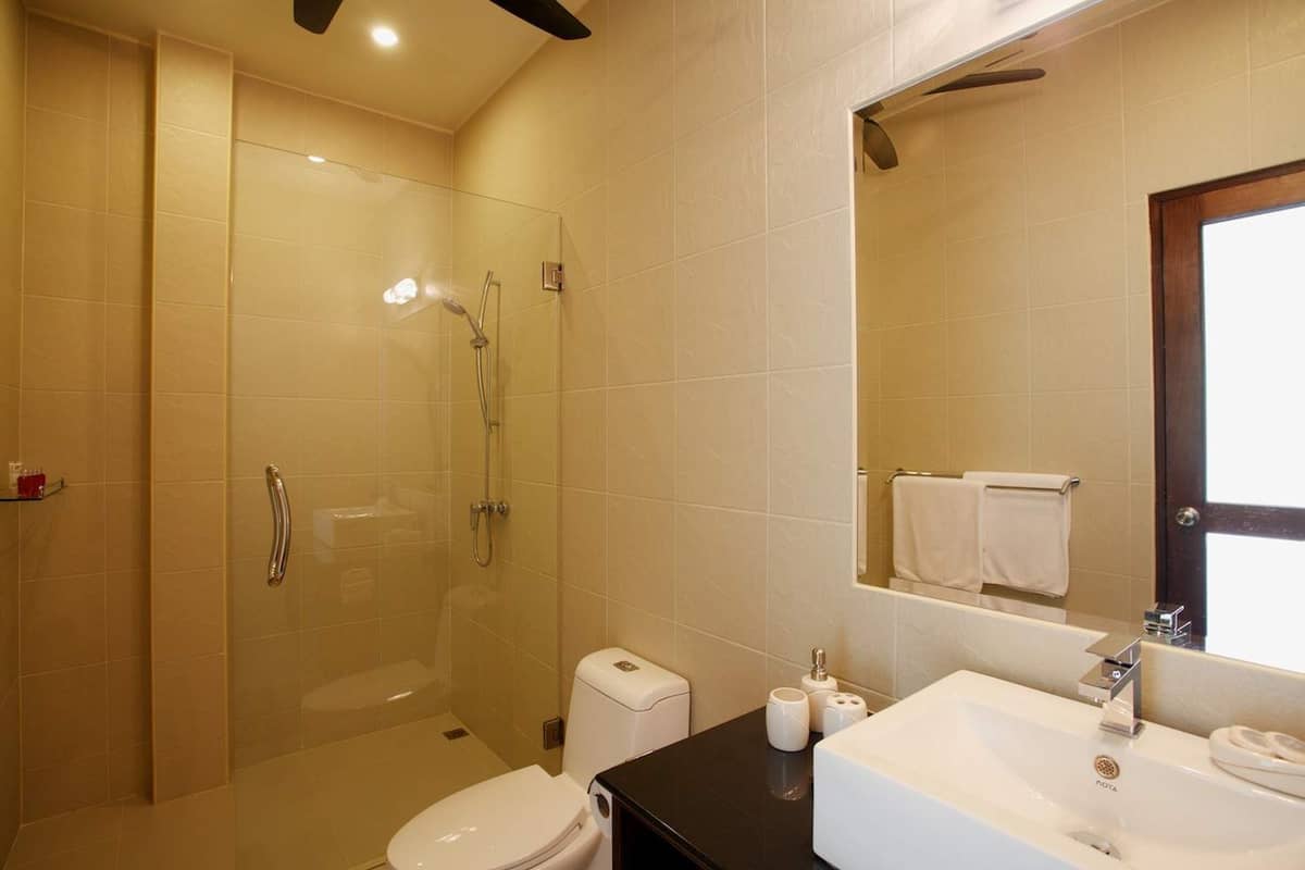 Rent villa Gold, Thailand, Phuket, Nai Harn | Villacarte