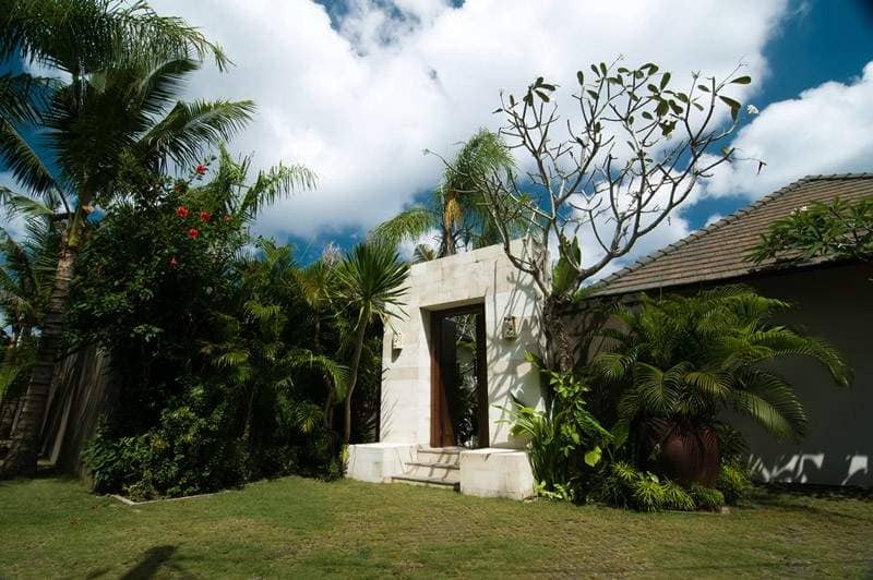 Rent villa Assol, Indonesia, Bali, Changu | Villacarte