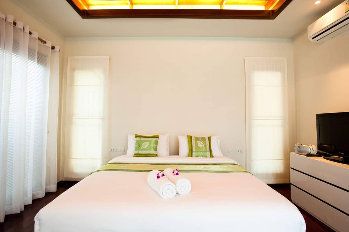 Rent villa Two Villas Kokyang, Thailand, Phuket, Nai Harn | Villacarte