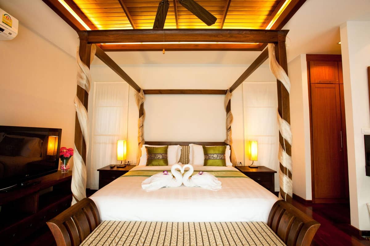 Rent villa Two Villas Kokyang, Thailand, Phuket, Nai Harn | Villacarte