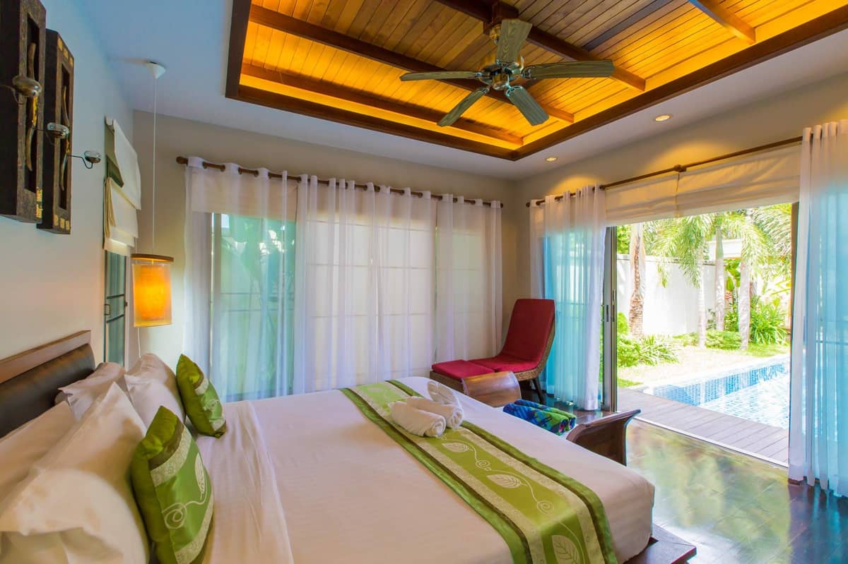 Rent villa Rawai Sun Villa, Thailand, Phuket, Nai Harn | Villacarte