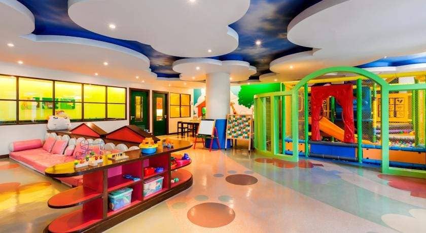 Rent apartments Movenpick Resort and Spa Karon, Thailand, Phuket, Karon | Villacarte