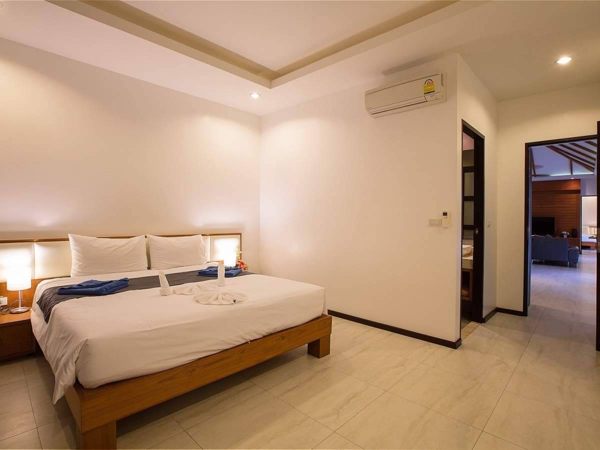 Rent villa Daisy, Thailand, Phuket, Nai Harn | Villacarte