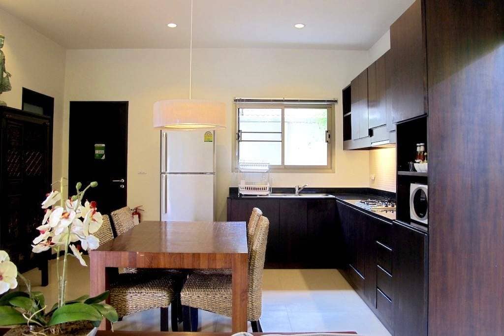 Продажа недвижимости Nusa Rayan, Таиланд, Пхукет, Най Харн | Villacarte