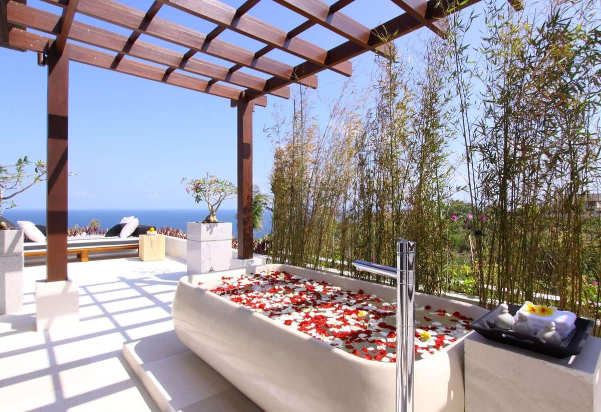 Rent villa Nicole, Indonesia, Bali, Uluvatu | Villacarte